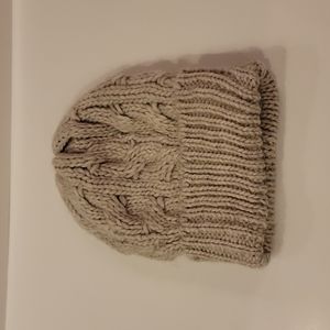 AEO Cable Knit Beanie